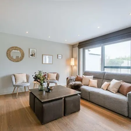 Beautiful And Authentic House With Garden And Garage Knokke-Heist