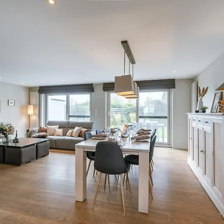 Ferienhaus Beautiful And Authentic House With Garden And Garage *