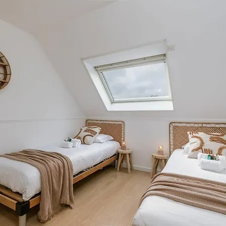 Ferienhaus Beautiful And Authentic House With Garden And Garage *