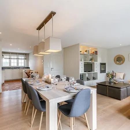 Ferienhaus Beautiful And Authentic House With Garden And Garage